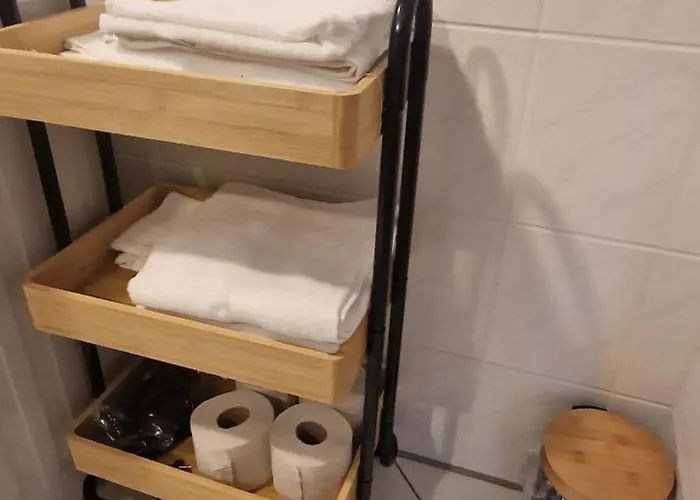 Lejlighed Cozy & Fully Equipped Flat In A Prime Location *